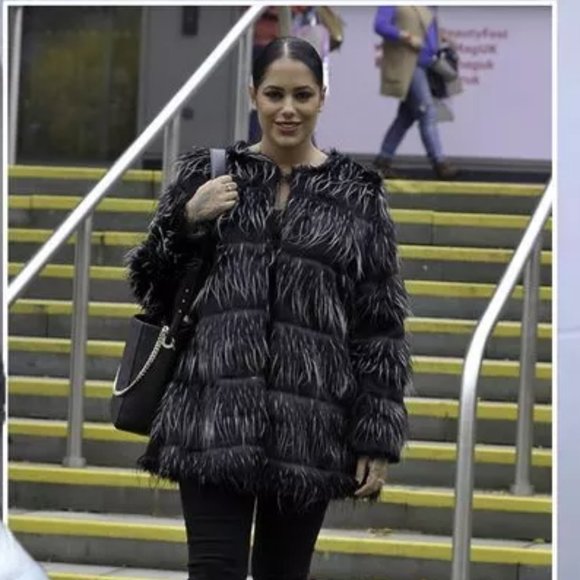 STEVE MADDEN Aesthetic Gothic Shaggy GLAM Faux Fur Coat Size M - Picture 7 of 11